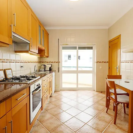 C03 - Gale Holiday Apartment In Lagos Exterior photo