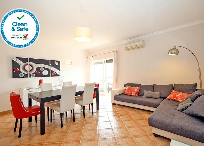 C03 - Gale Holiday Apartment In Lagos