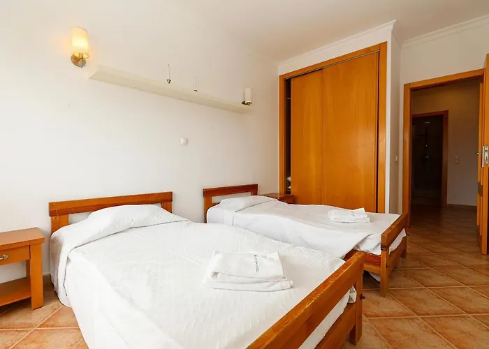 C03 - Gale Holiday Apartment In Lagos
